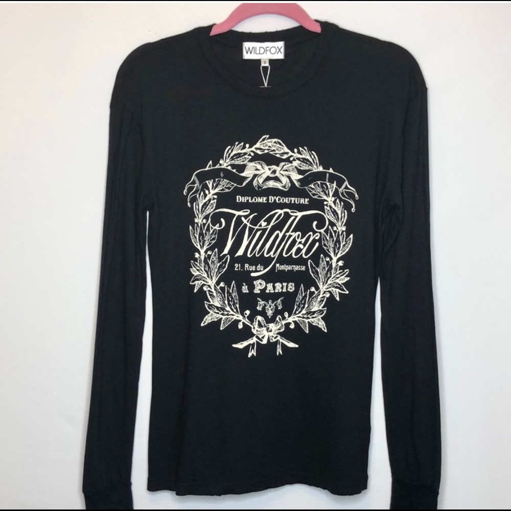 WILDFOX black long-sleeve graphic shirt 🖤